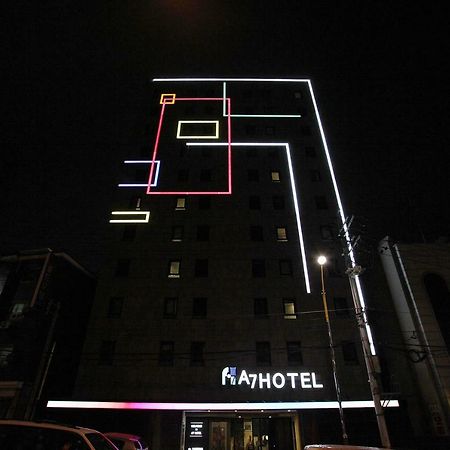A7 Hotel Suwon Buitenkant foto
