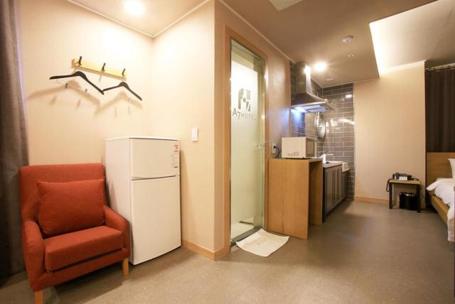 A7 Hotel Suwon Buitenkant foto